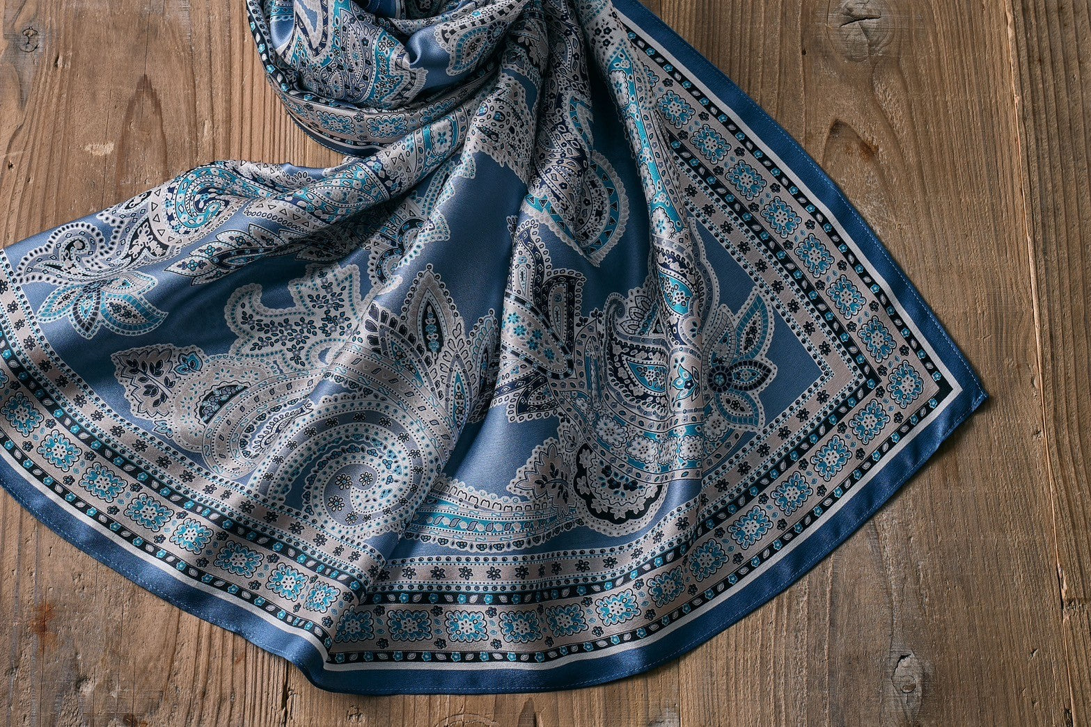 ビンダ シルクスカーフ – ORU SHOP