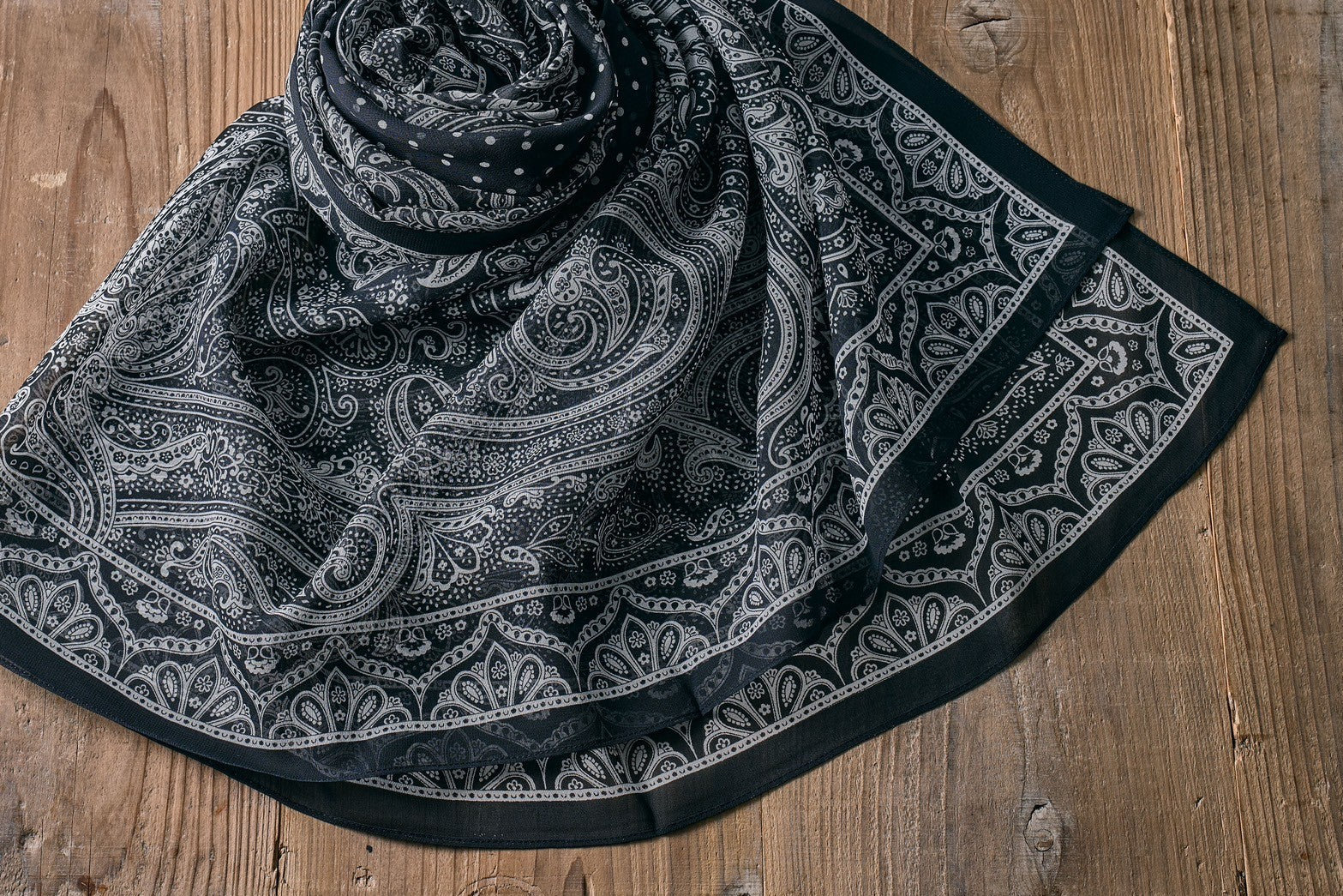 ビンダ シルクスカーフ – ORU SHOP